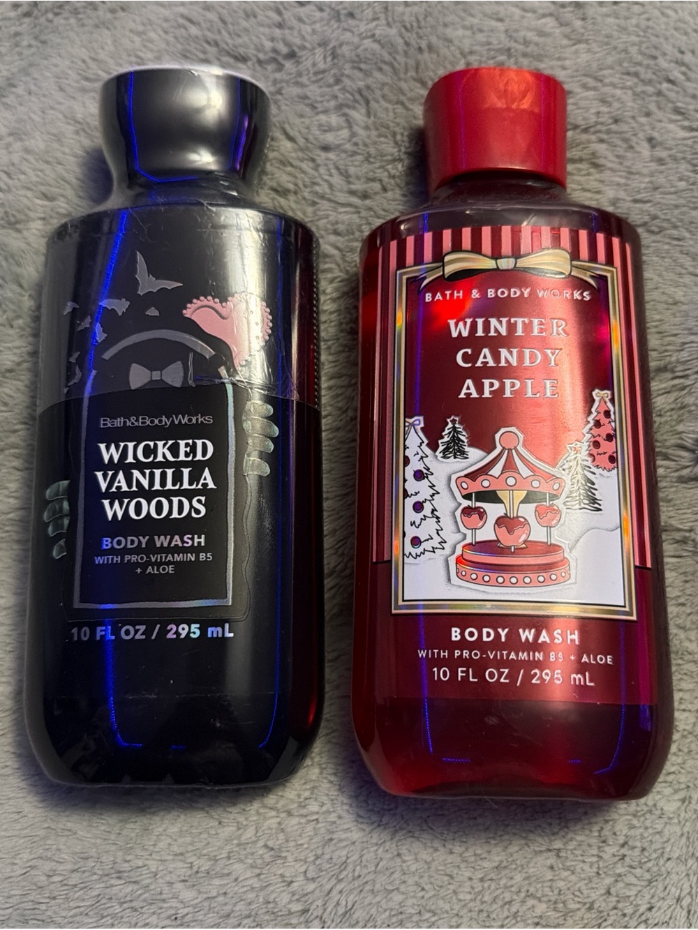 Bath & Body Works Winter Candy Apple Body Wash - Red